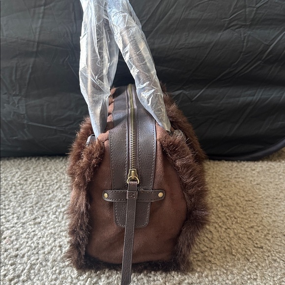 Elegant Brown Faux Fur Shoulder Bag - Picture 3 of 7